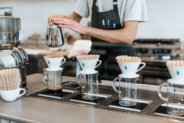 Barista at Cafés